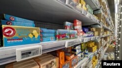 Rușii nu pot ignora creșterea constantă a prețurilor la produse de bază.