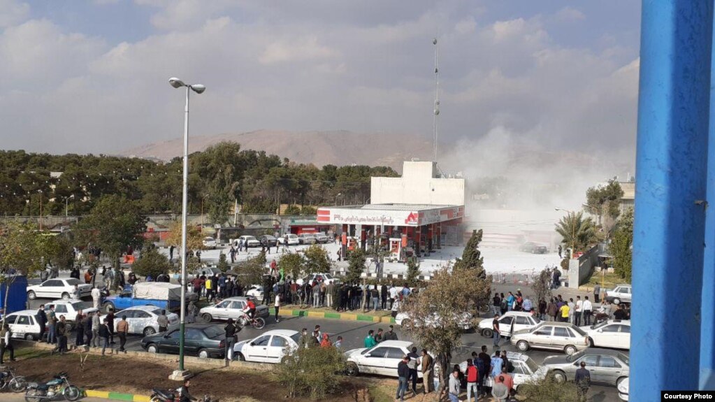 تصویری از اعتراض‌های اخیر در شیراز