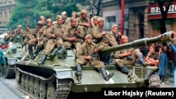საბჭოთა არმიის ჯარისკაცები პრაღაში, 1968 წ.