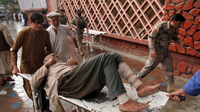 Более 60 человек погибли при взрыве в мечети в Афганистане 