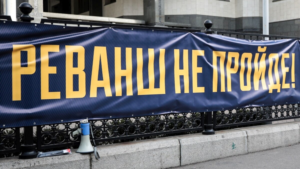 oi5.ru: Количество рупоров Кремля на телеканалах в Украине растет – историк Руслан Гарбар Количество рупоров Кремля на телеканалах в Украине растет – историк Руслан Гарбар