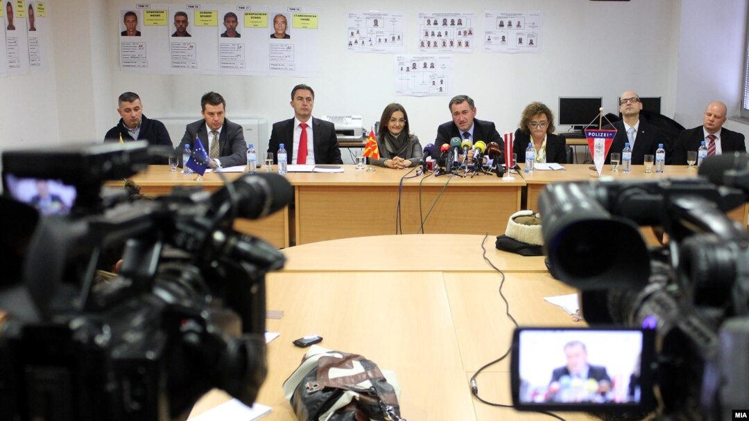 Прес-конференција за апсењата во продолжението на полициската операција Диригент. 09 јануари 2013.