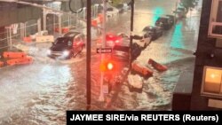 Поплавени улици во Њујорк