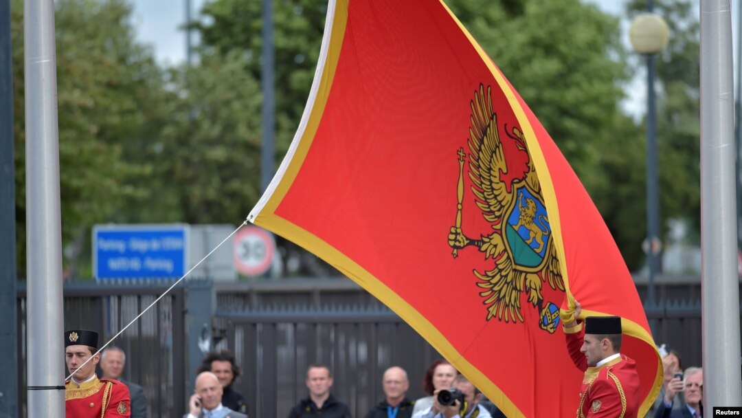 Crnogorska zastava u sjedištu NATO-a