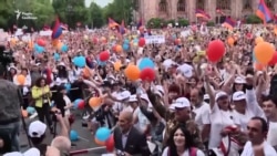 Святкування після призначення Пашиняна прем’єр-міністром Вірменії (відео)