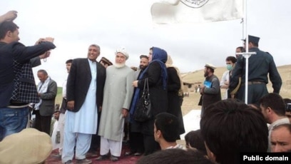 Жалаңаш балапандар мен мотоциклдер