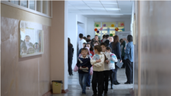Instituțiile beneficiare pot fi de învățământ preșcolar, primar și secundar (ciclul I și II)