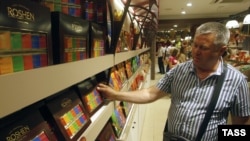 "Roshen" chocolates on sale at a shop in Kyiv