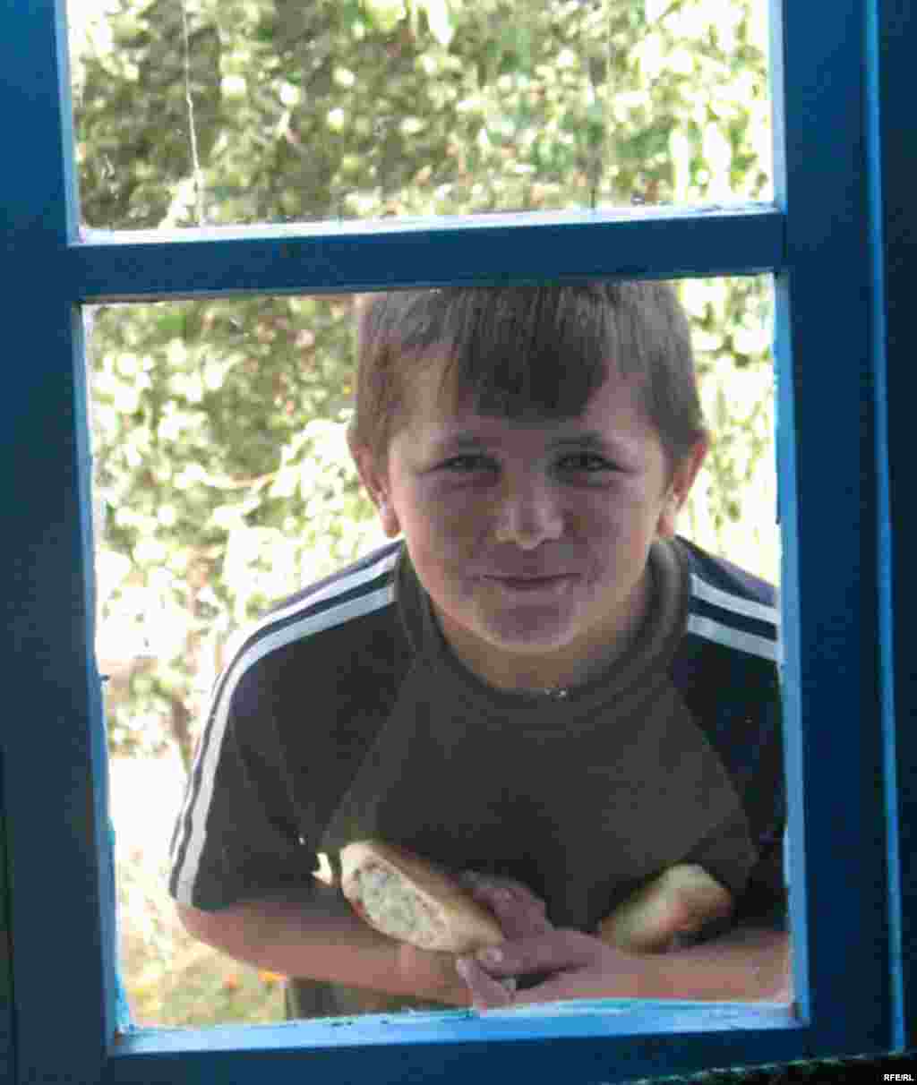 Нон бошад, хурсандӣ ҳам мешавад.