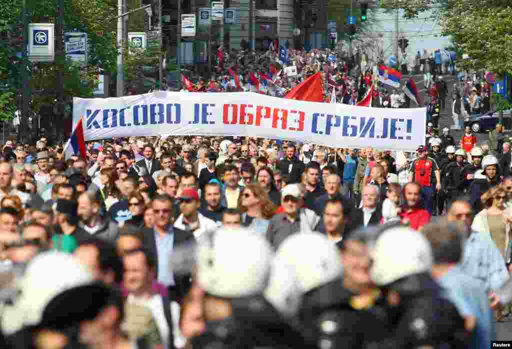 Srbija - Protestni marš u Beogradu, 22. april 2013. 