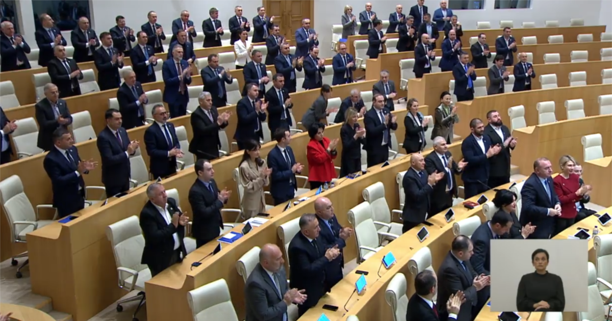 „ქართულმა ოცნებამ“ აკრძალა გრანტების გაცემა/მიღება მთავრობის ნებართვის გარეშე