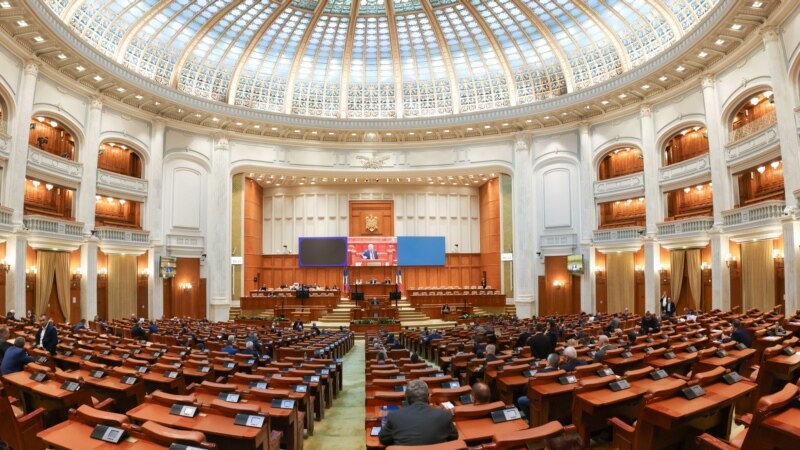 Bugetul pentru 2026 tensionează Coaliția: PSD anunță amendamente în Parlament. PNL avertizează asupra unei crize politice
