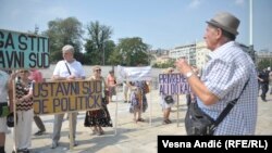 Protest penzionera i penzionerki u Beogradu, avgust 2018. 
