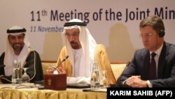 Saudi Energy Minister Khalid al-Falih (Center), Russian Energy Minister Alexander Novak (Right), and UAE's Energy Minister Suhail Mohammed Faraj al-Mazroui (Left) attend a meeting of their Joint Ministerial Monitoring Committee in November.