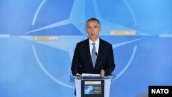 იენს სტოლტენბერგი