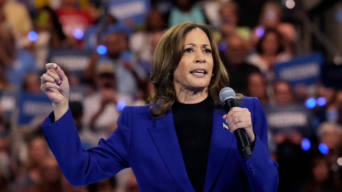 Kamala Harris acceptă nominalizarea democrată pentru președinție. Barack și Michelle Obama o susțin energic