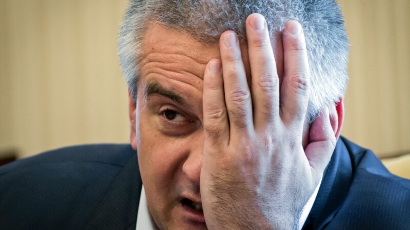 «Имитация бурной деятельности». Аксенов недоволен властями Ялты после 6-часового совещания