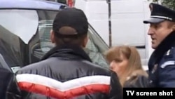 Policija hapsi građane koji ne dozvoljavaju iseljenje porodice Matić