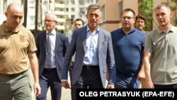 „Odată ce acest război s-a încheiat, trebuie să ne asigurăm că Rusia nu va mai putea invada niciodată”, spune fostul secretar general al NATO Anders Fogh Rasmussen, coautor al raportului.