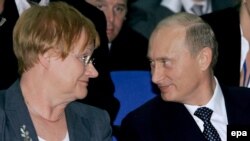 Тарья Халонен и Владимир Путин встречаются раз в полгода