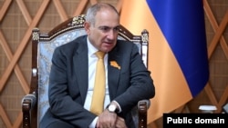 ნიკოლ ფაშინიანი: „იმის გამო, რომ სომხეთის რკინიგზა რუსეთის კონტროლის ქვეშაა, ახლა ვდგავართ რისკის წინაშე, რომ დავკარგოთ ეს ისტორიული შესაძლებლობა“.