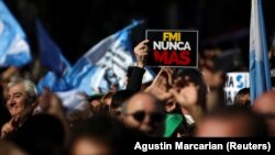 Protesti u Buenos Airesu protiv vraćanja MMF-a u Argentinu