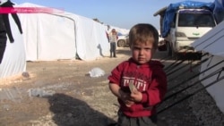 Сто бомбежек в день: как пострадавшие жители Алеппо пытаются укрыться от войны (видео)