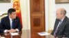 Кыргызстандын президенти Сооронбай Жээнбеков быйыл 29-августта Бишкекте «Эркин Европа/Азаттык» үналгысынын президенти Жейми Флайды кабыл алган. 