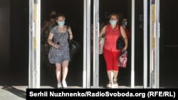 У Держпродспоживслужбі заявили, що встановили 13 контактних осіб