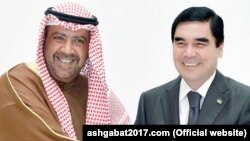 Aziýanyň Olimpiýa Geňeşiniň prezidenti Şeýh Ahmad Al-Ahmed Al-Sabah (çepde) we Türkmenistanyň prezidenti Gurbanguly Berdimuhamedow.