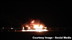 Росія, мікроавтобус палає на трасі «Кавказ» в Інгушетії