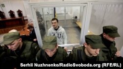 Станіслав Краснов у приміщенні суду, 11 квітня 2016 року