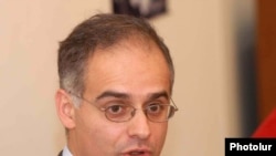 Levon Zurabian, a leader of the opposition Armenian National Congress (HAK)