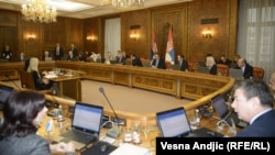 Članovi Vlade Srbije na sastanku sa predsednikom Tomislavom Nikolićem, 9. januar 2013.