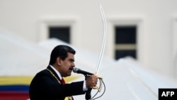 نیکلاس مادورو، رئیس جمهور ونزوئلا که مشروعیت او زیر سئوال رفته است