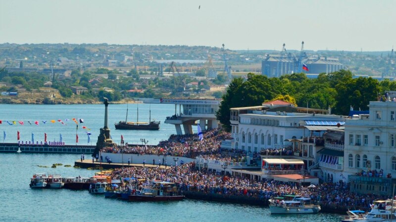 День ВМФ России в Севастополе: Развожаев поручил ограничить движение и выдать металлодетекторы