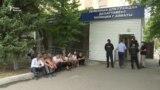 Голодовка у здания полиции. Протест после ареста активиста незарегистрированной партии