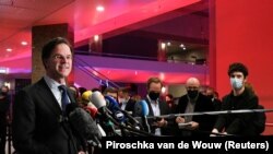 Mark Rutte hágai sajtótájékoztatója, 2021. március 17-én.
