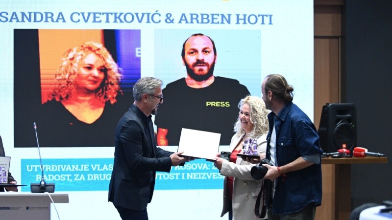 Gazetarja dhe kameramani i REL-it shpërblehen me çmim vjetor nga AGK-ja