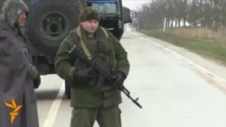 Armed Men Continue Blocking Crimea's Belbek Airfield