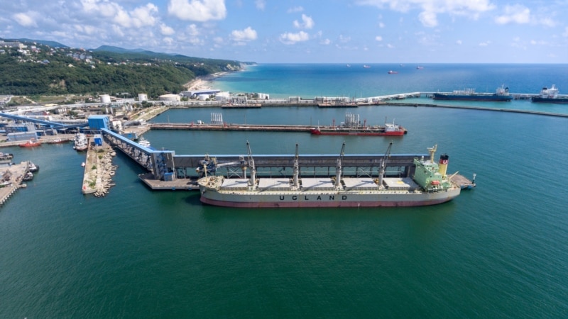 Bloomberg: доходи РФ від нафти у березні впали вдвічі, але можуть зрости на тлі війни в Ірані