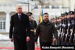 Президент Литвы Гитанас Науседа и президент Украины Владимир Зеленский в Вильнюсе, 25 января 2026 года