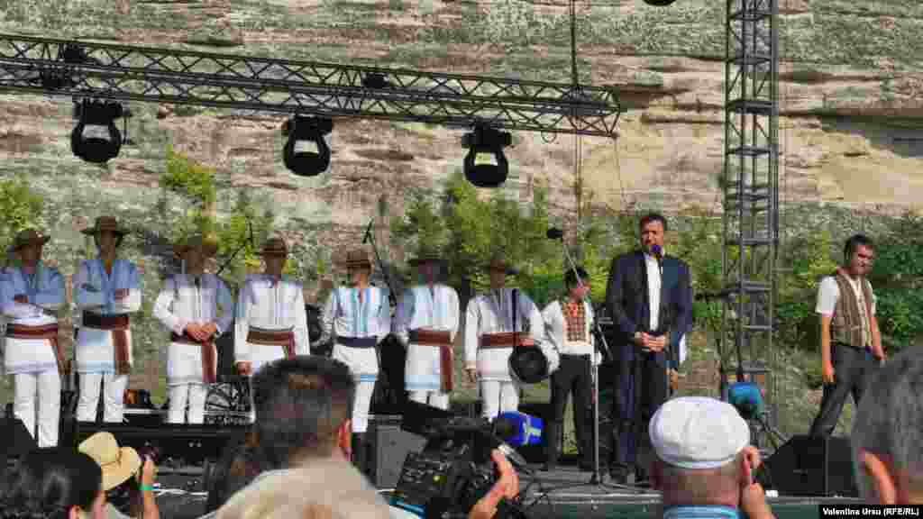 Premierul Vlad Filat la festivalul GUSTAR 2012.