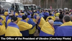 Вызваленыя 6 сакавіка з расейскага палону ўкраінцы