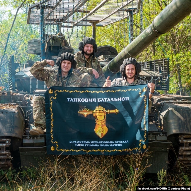 Танкісти 54-ї ОМБр