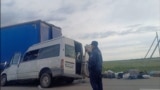 Акс аз навори видеоие гирифта шудааст, ки корбарони Радиои Озодӣ аз ҷои ҳодиса фиристоданд 