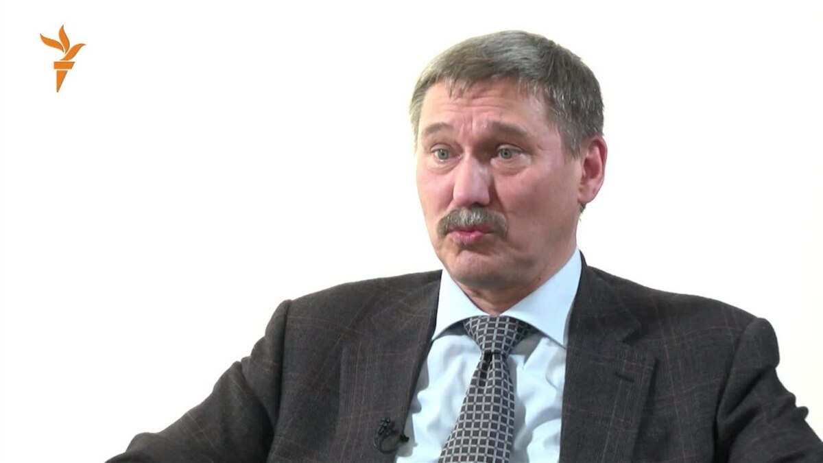 Обсуждение по теме: Позорное первое выступление Дмитрия Медведева в Госдуме Форум по теме: Позорное первое выступление Дмитрия Медведева в Госдуме