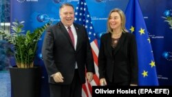 Високaтa претставничка на ЕУ за надворешни работи и безбедност, Федерика Могерини со американскиот државен секретар, Мајкл Помпео