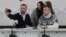 Президент ассоциации "Люди дела" Николай Солодовников и активисты проекта "Голосовач"