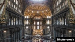 De la muzeu la moschee: istoria în imagini a Hagiei Sophia